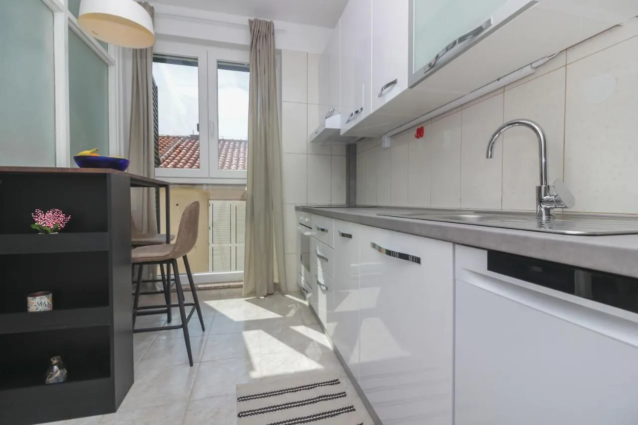 Apartment Castello-Old Town Zadar Croacia