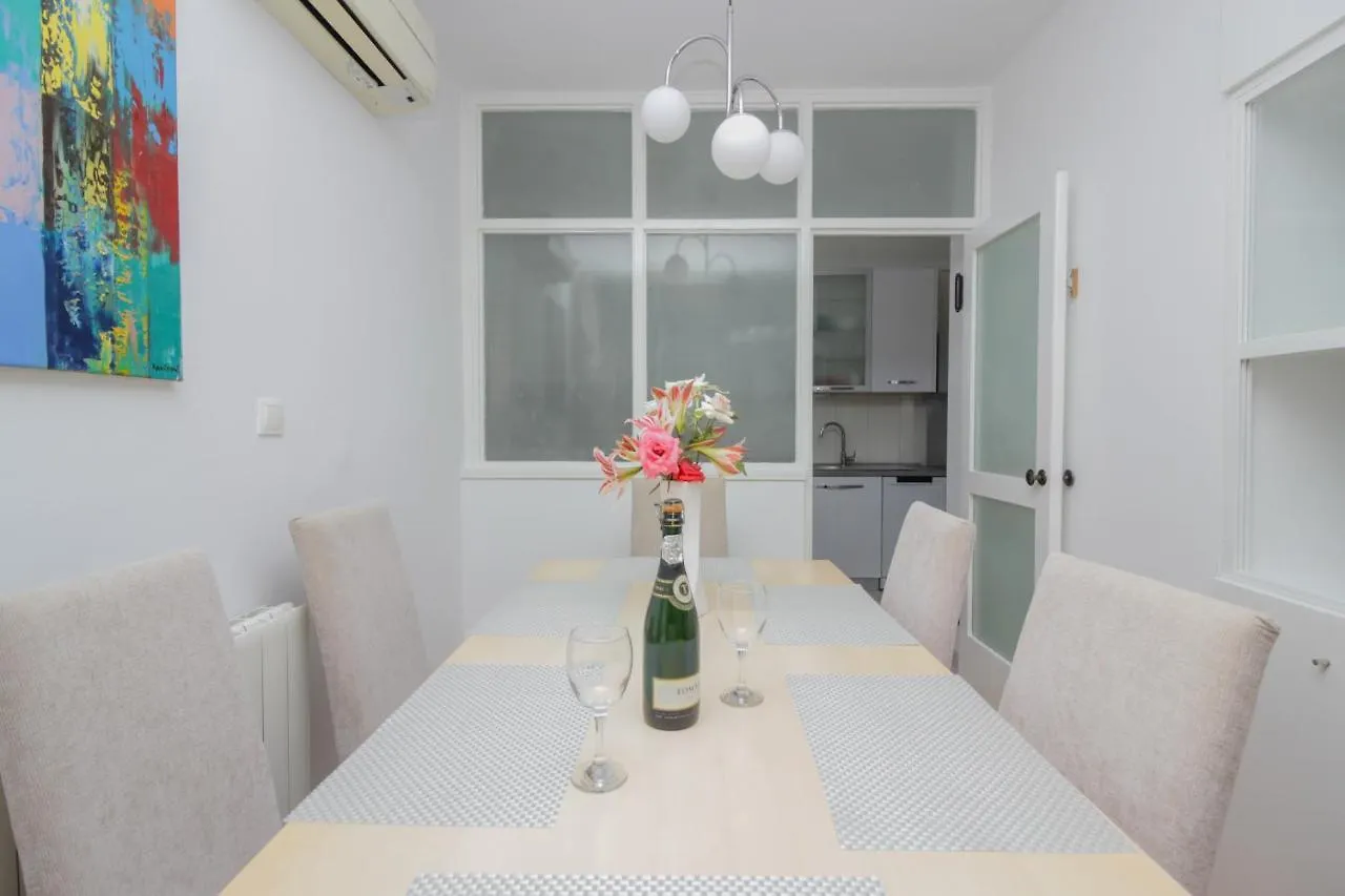 Apartment Castello-Old Town Zadar 0*,  Croacia